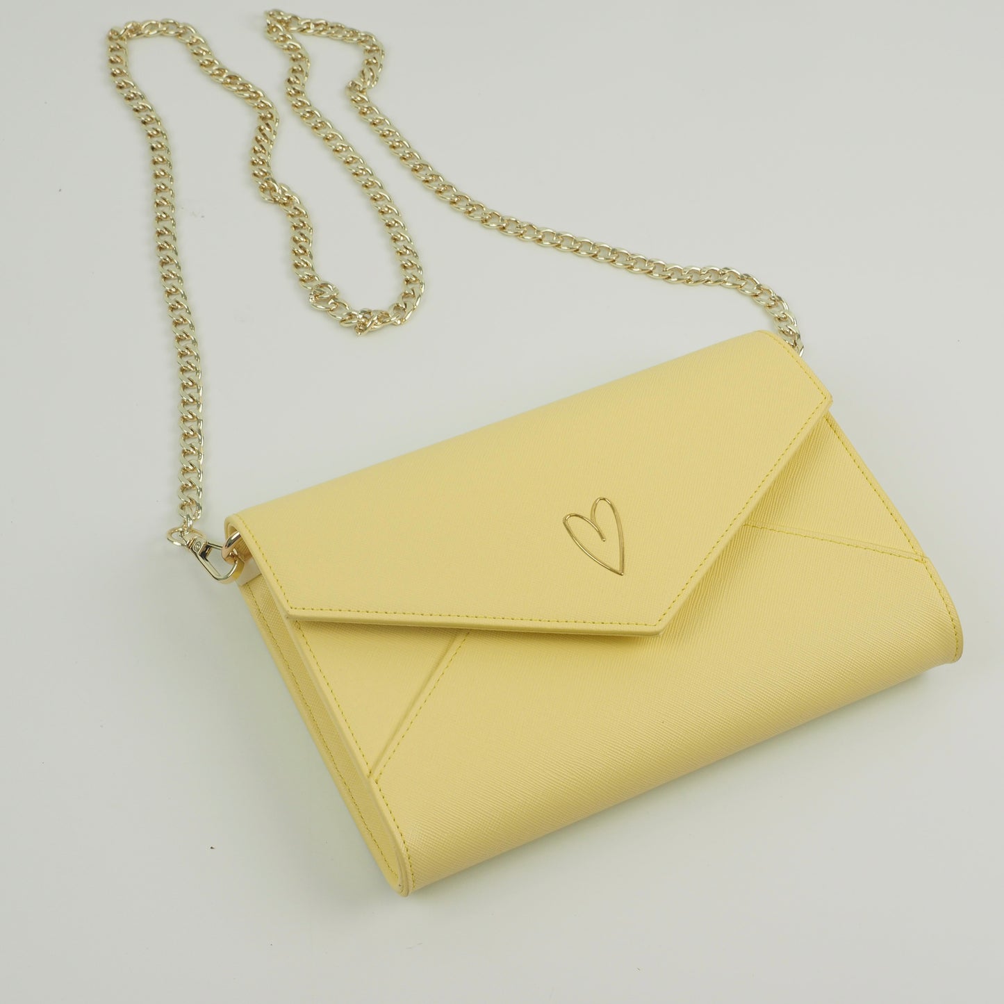 Clutch - Celestia Gelb (8408019370310)