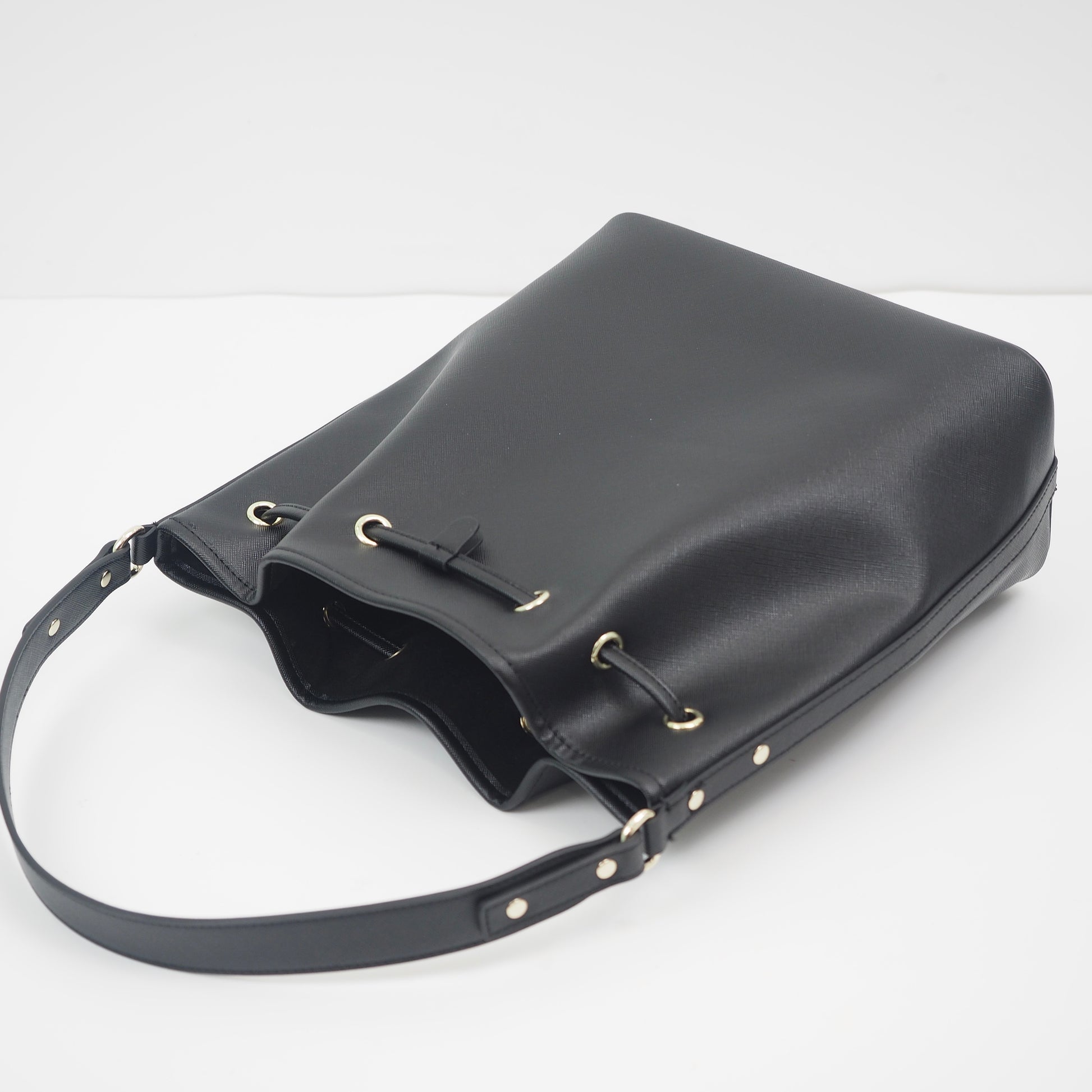 Bucket Bag - Schwarz (8791007199558)