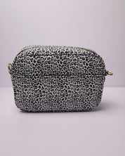 Crossbody Leo schwarz/weiß