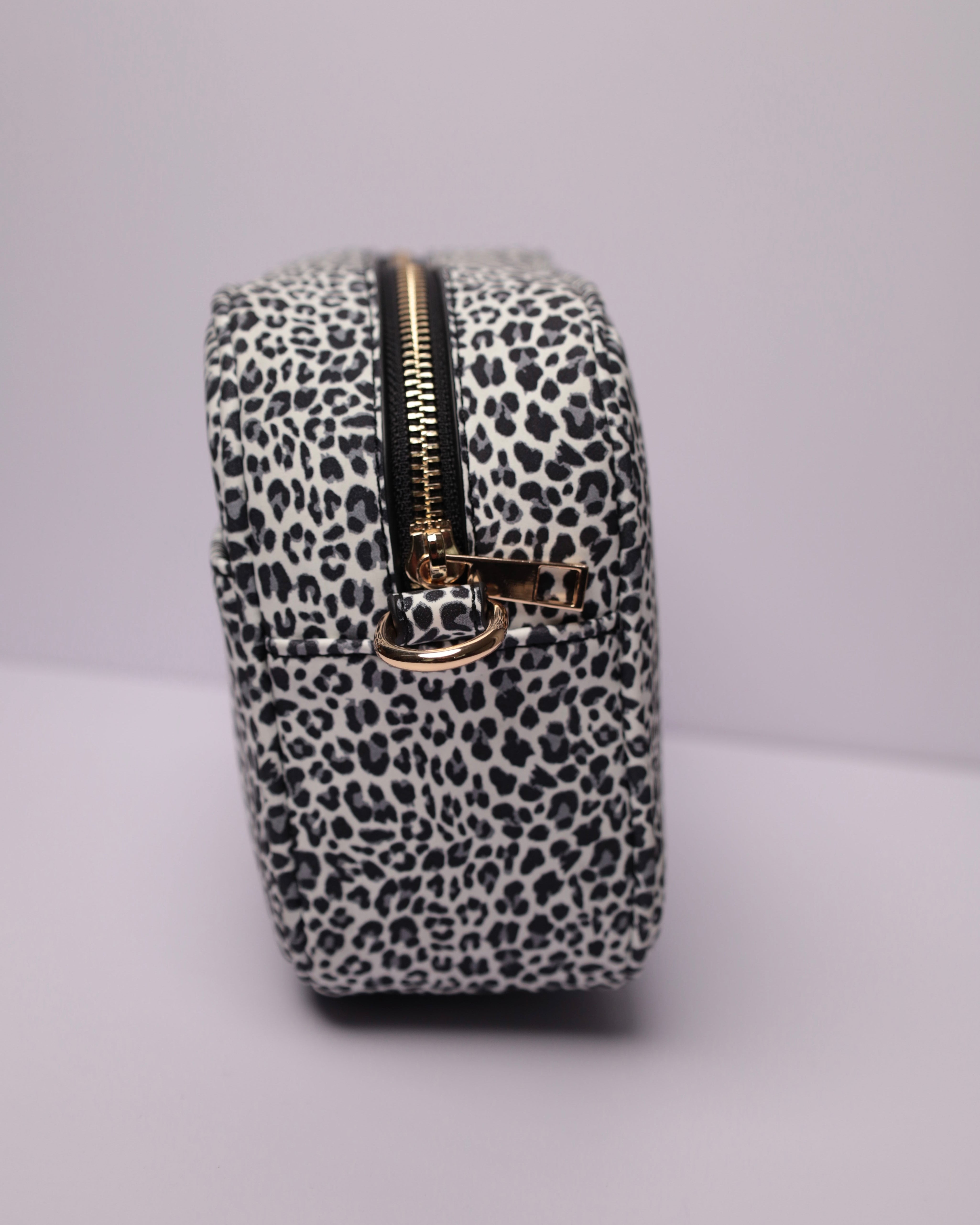 Crossbody Leo schwarz/weiß